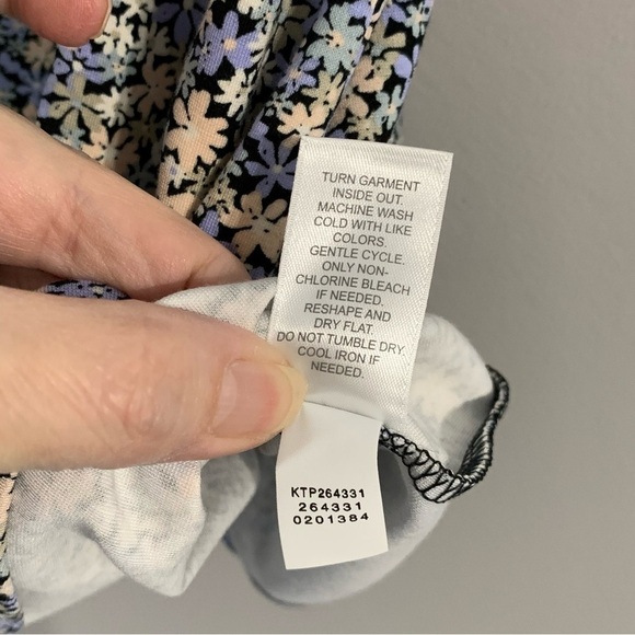 J. Jill NWT Wearever Collection‎ spring ditzy print short sleeve shirt. Size M - Picture 8 of 12